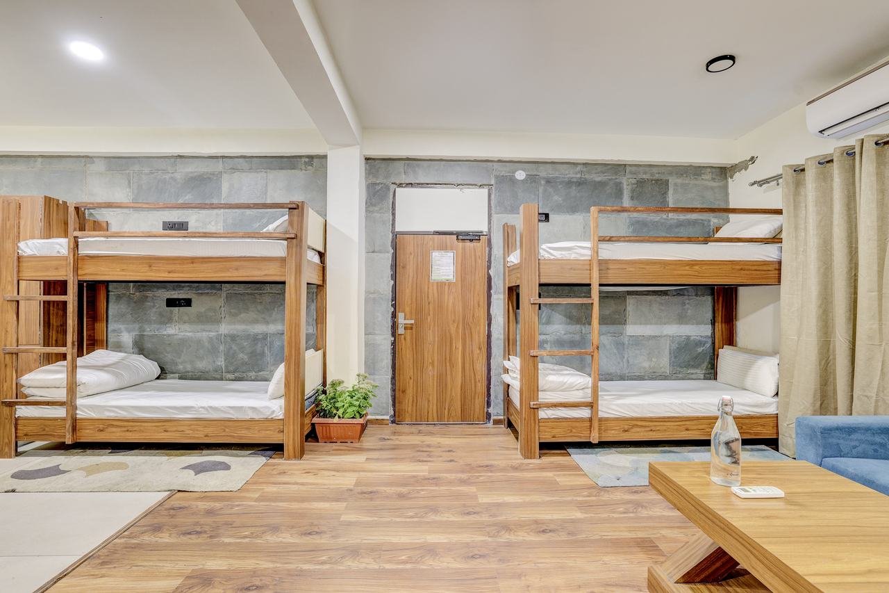 Deluxe Bunk Room photo 2